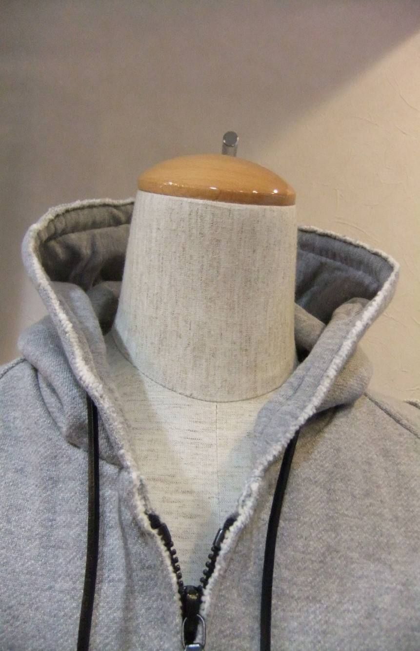 sleeveless hood