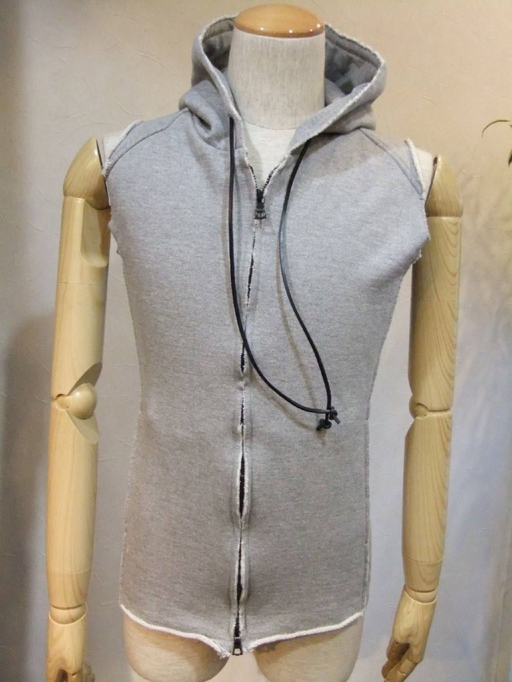 sleeveless hood