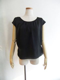 シフォンサテンブラウス
