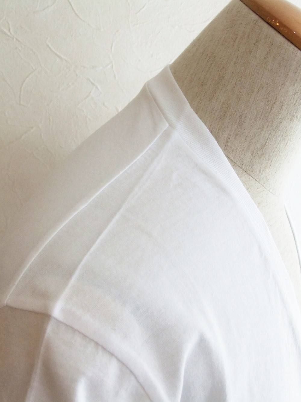 DYED CHIC DAN FIT V-NECK