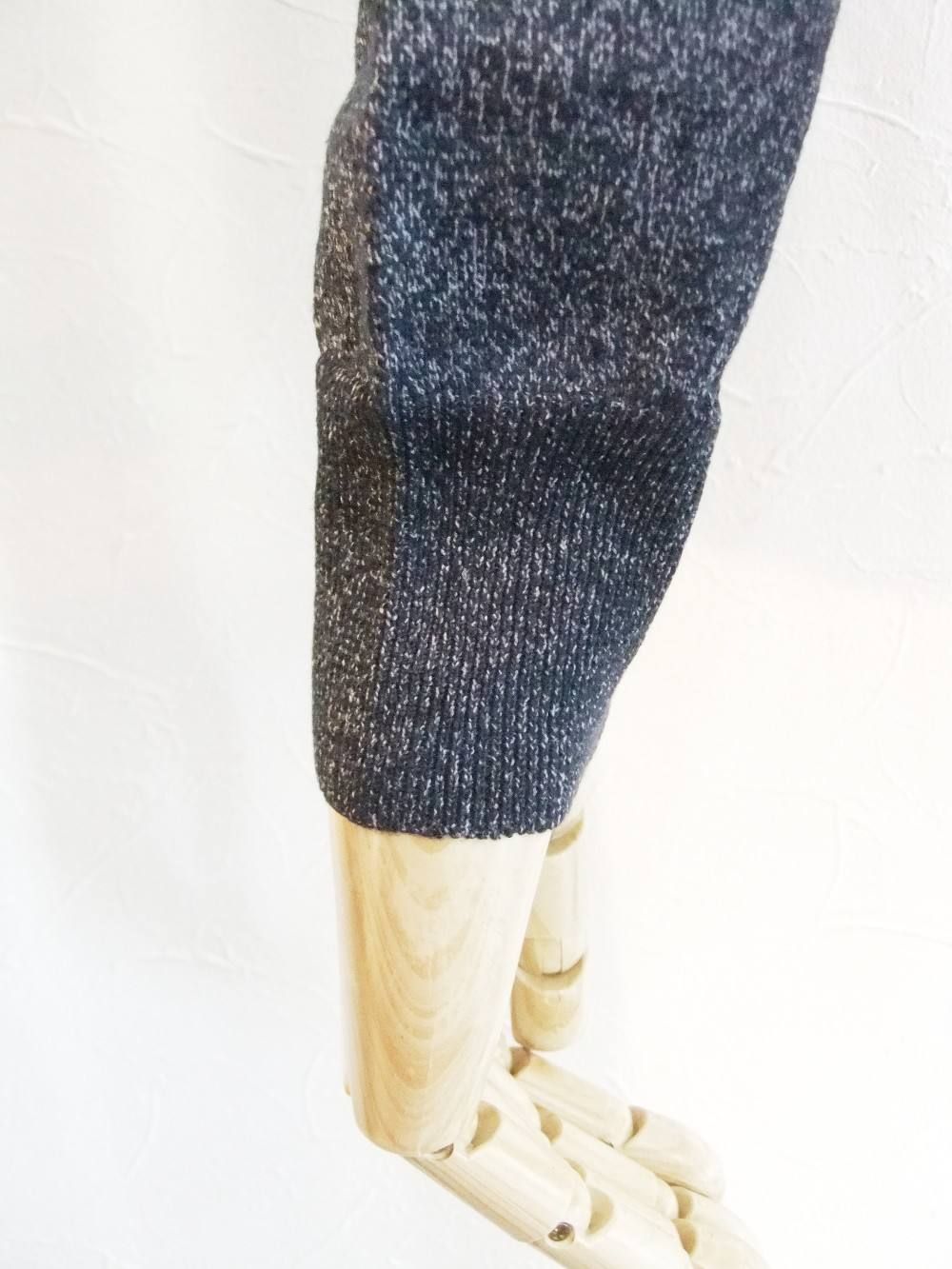 KNIT SWEATER