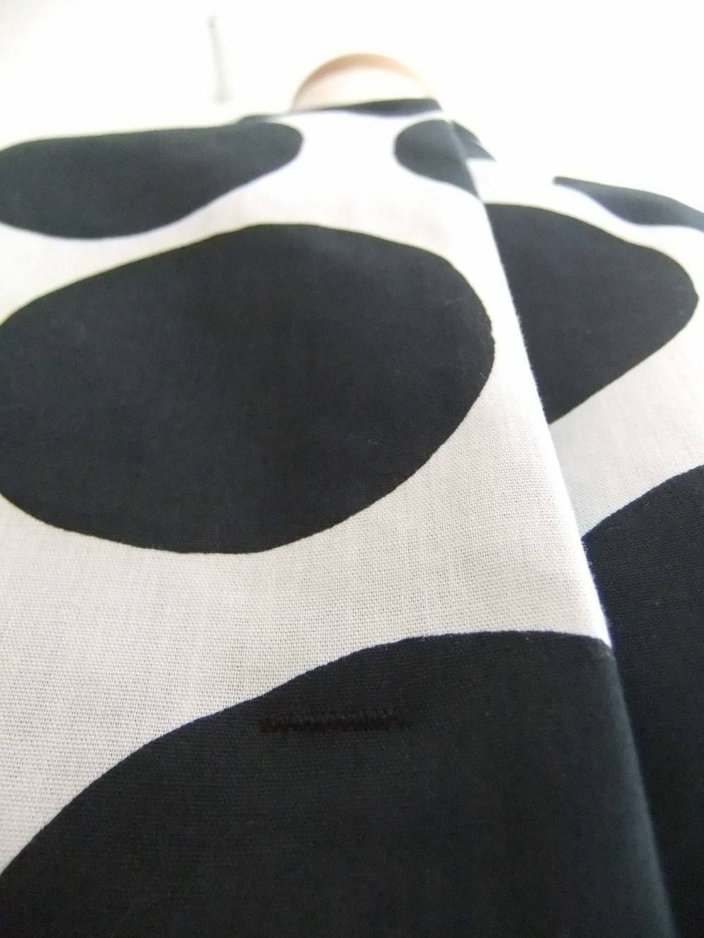 POLKA DOTS SPRING COAT