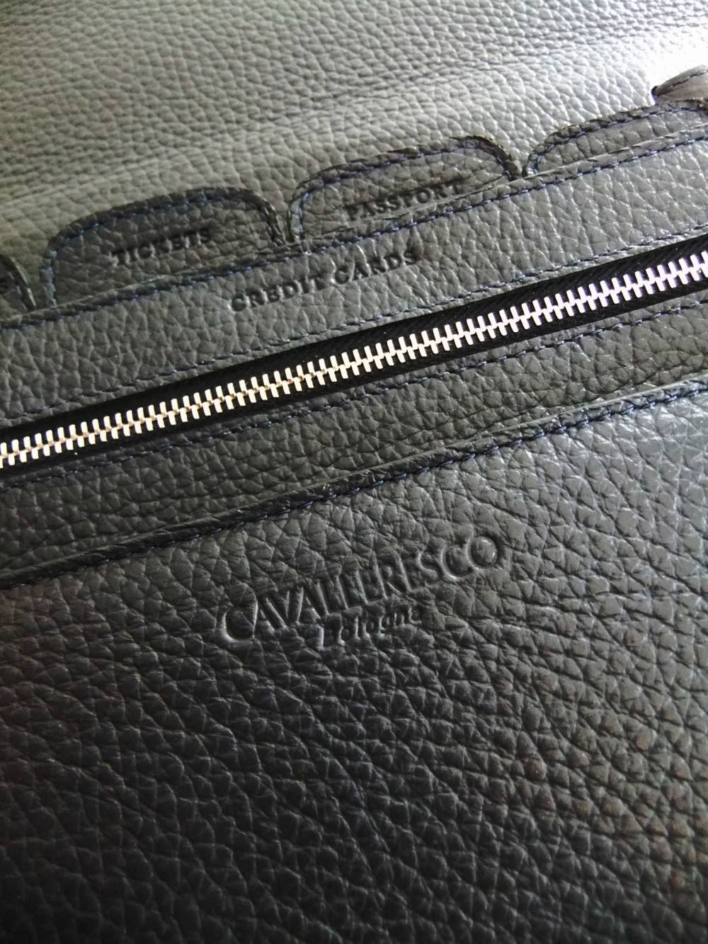 パスポート ホルダー VL719010