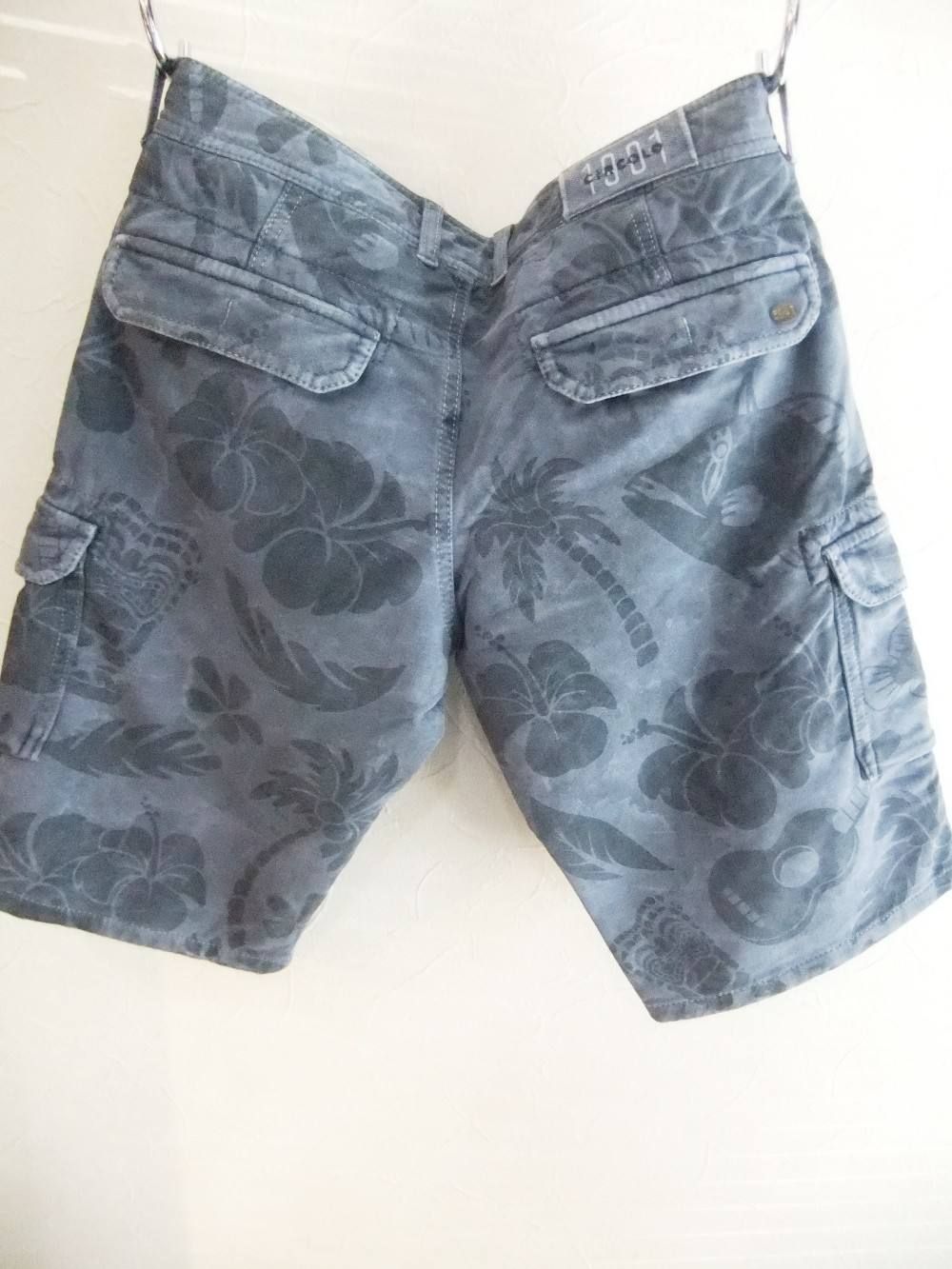 HAWAII PRINT BERMUDA