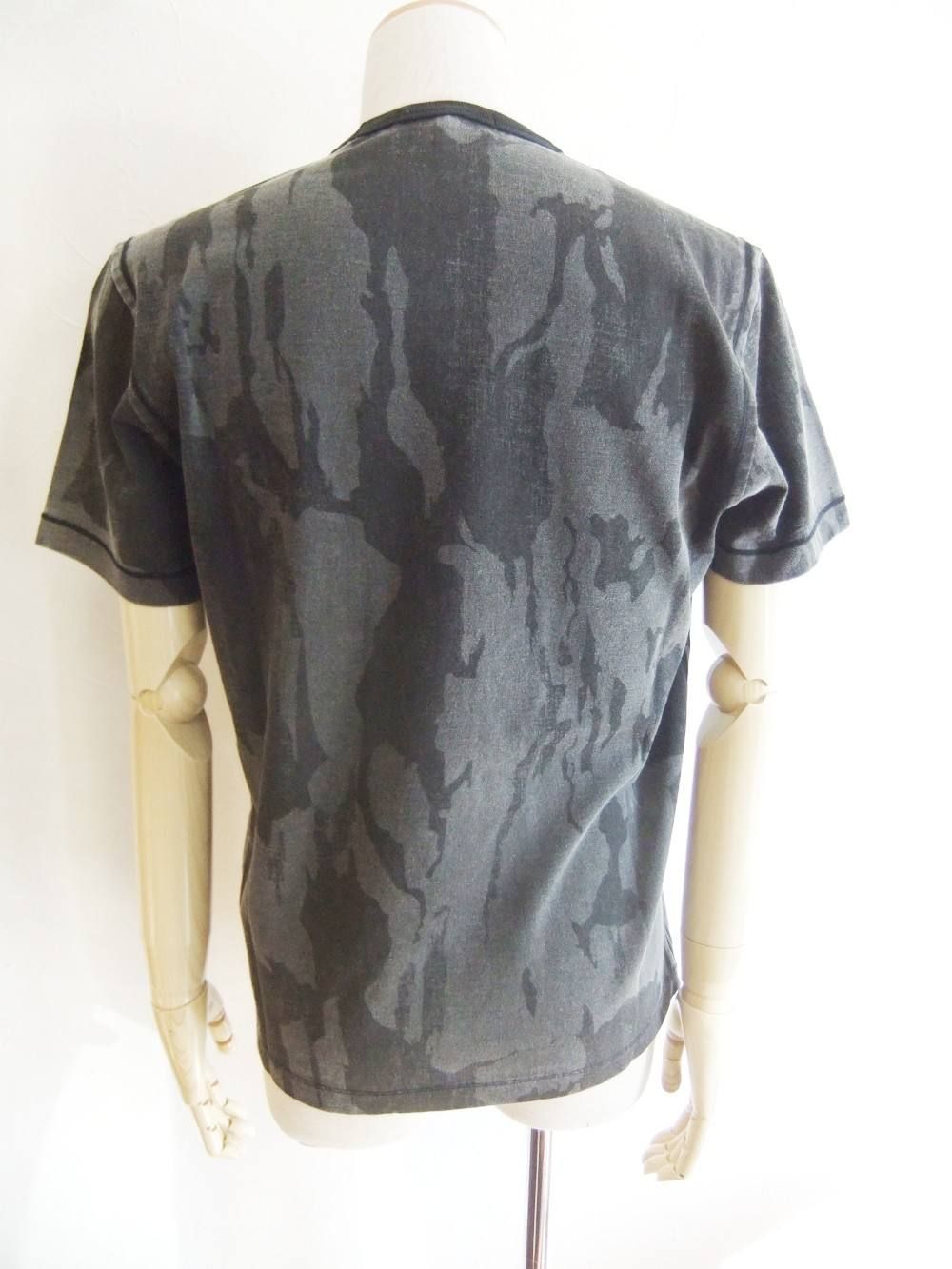 FLOWING CAMO T-SHIRT