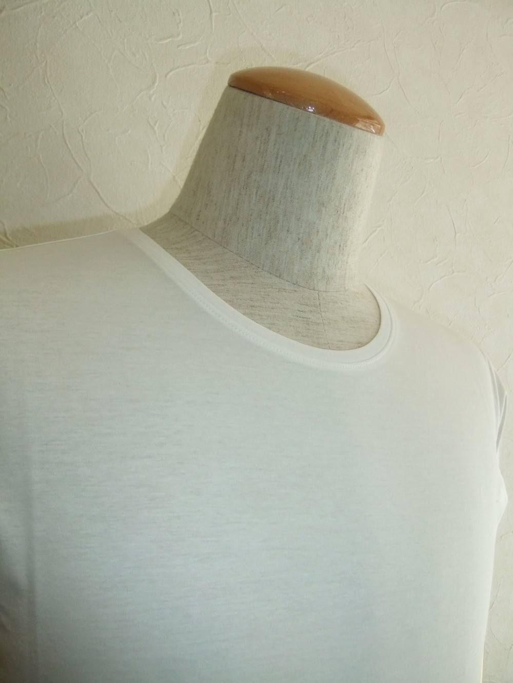 ROUND NECK T-SHIRT