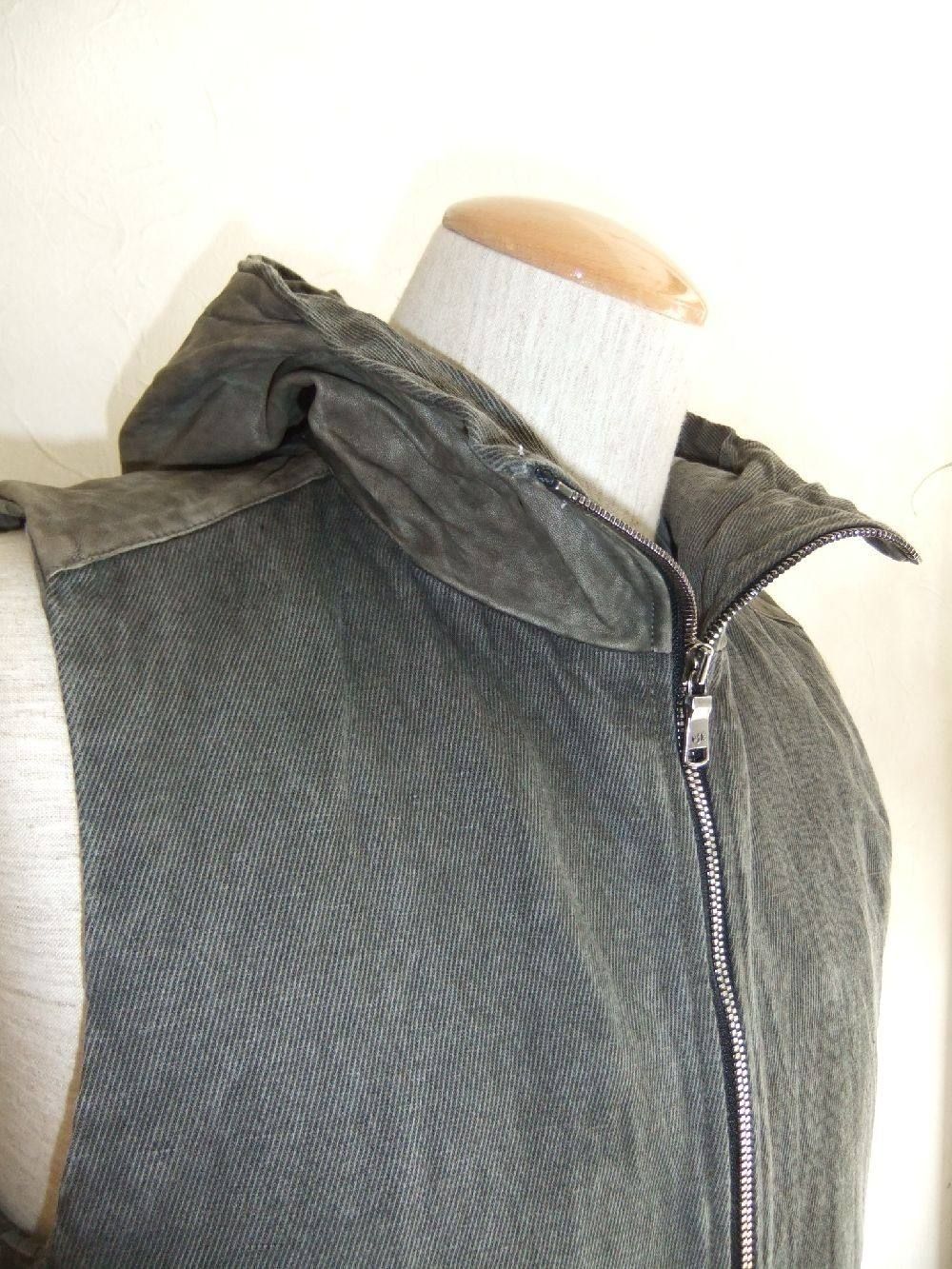 comb hood vest
