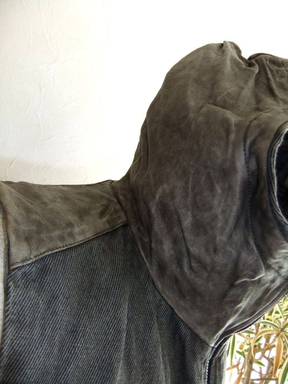 comb hood vest