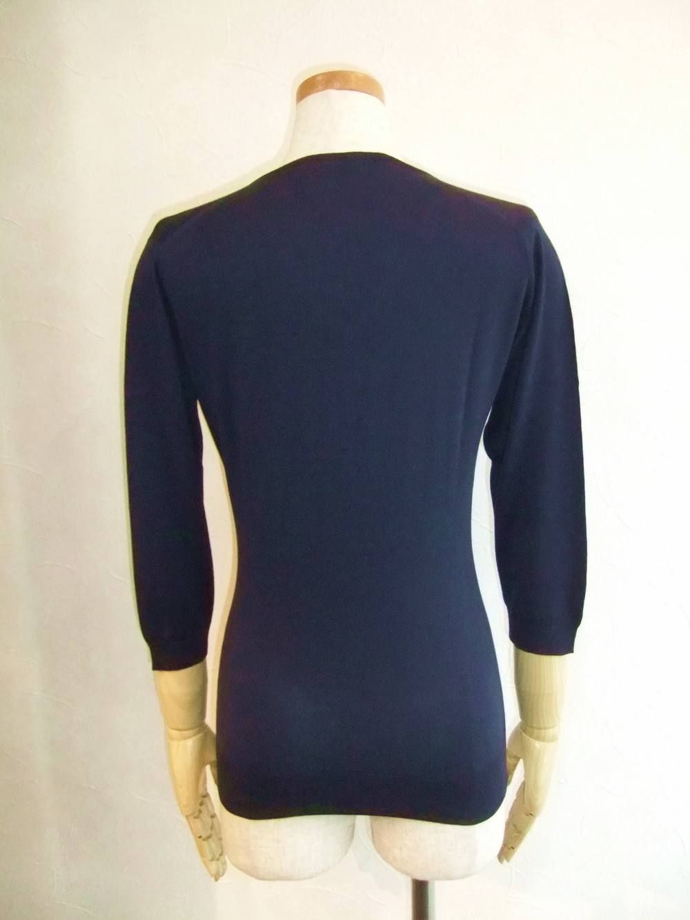SLIM  FIT V NECK 3/4 SLEEVE SWEATER