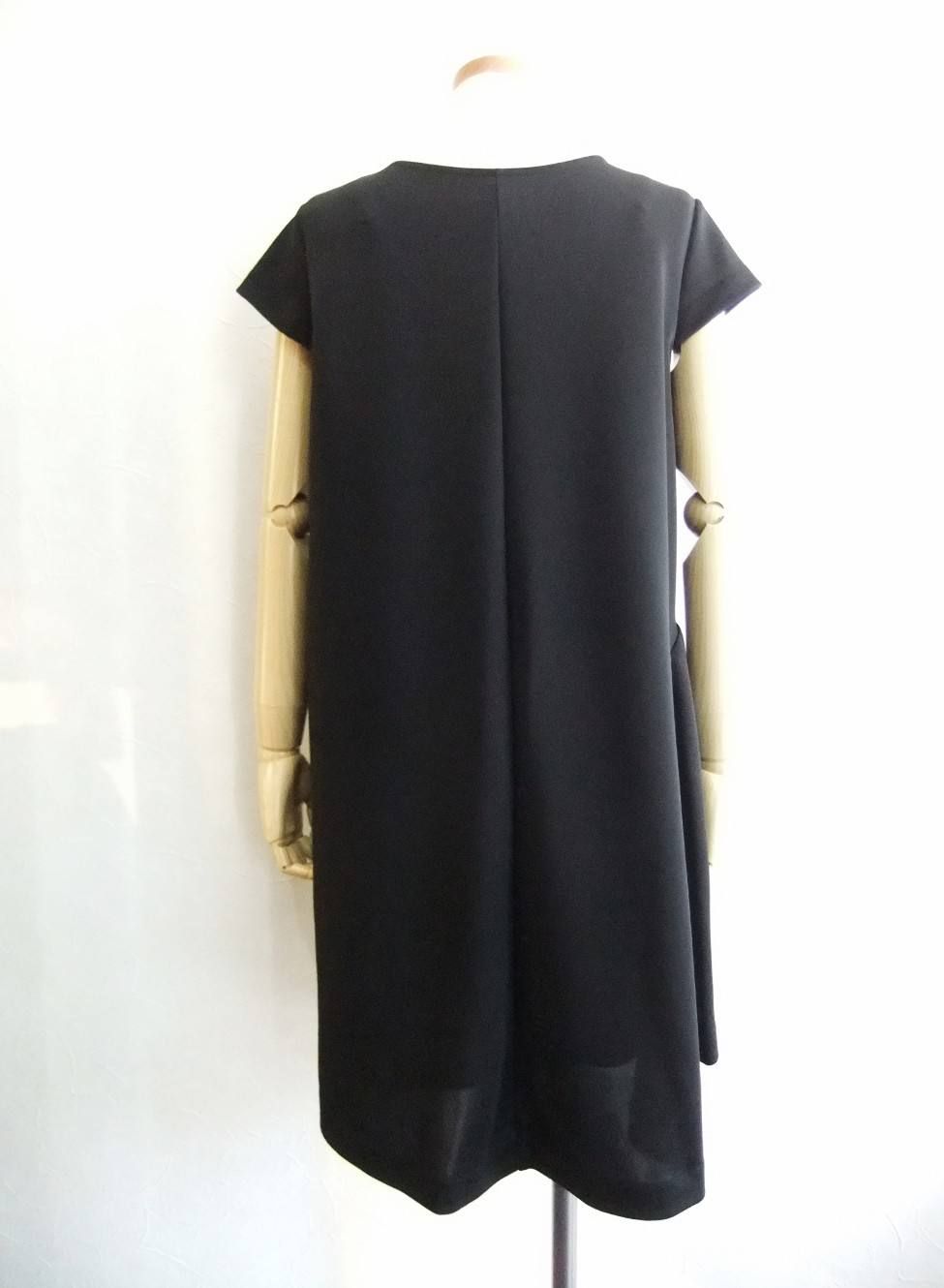 アシンメトリードレープワンピース