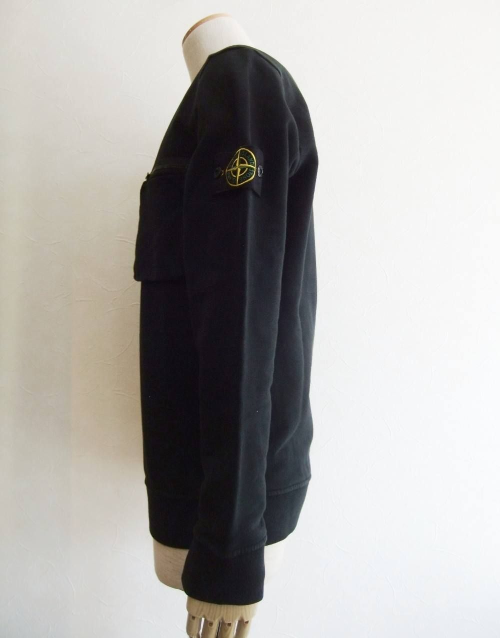 STONE ISLAND (ストーン アイランド) ポケットジップ クルーネック スウェット