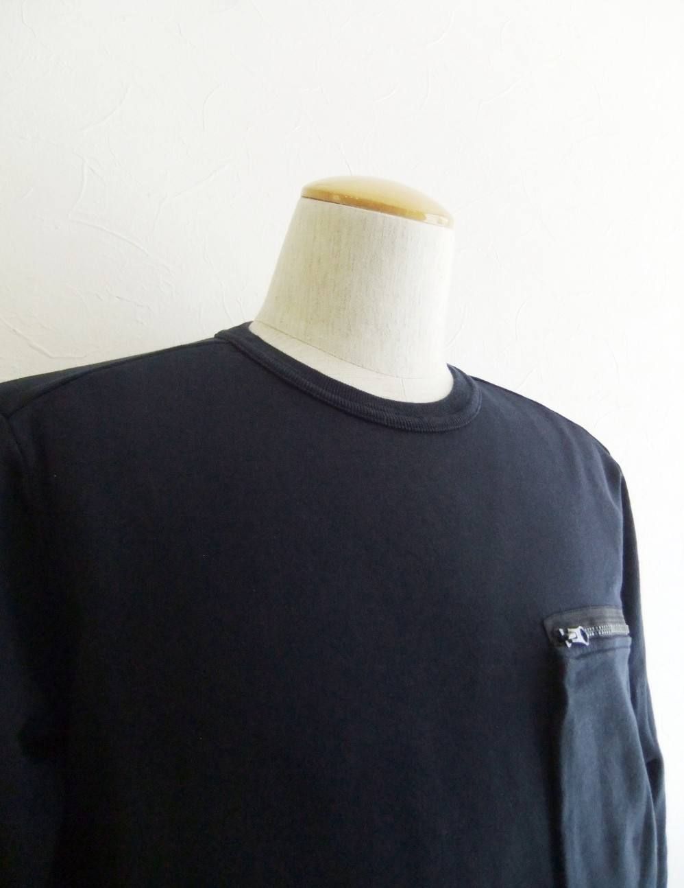 STONE ISLAND (ストーン アイランド) ポケットジップ クルーネック スウェット