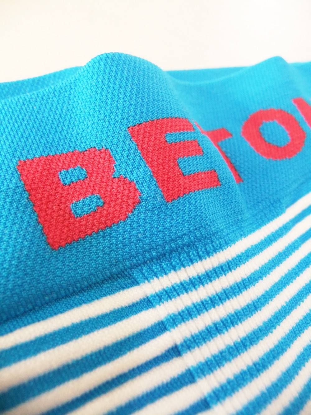 NEON 3  B005