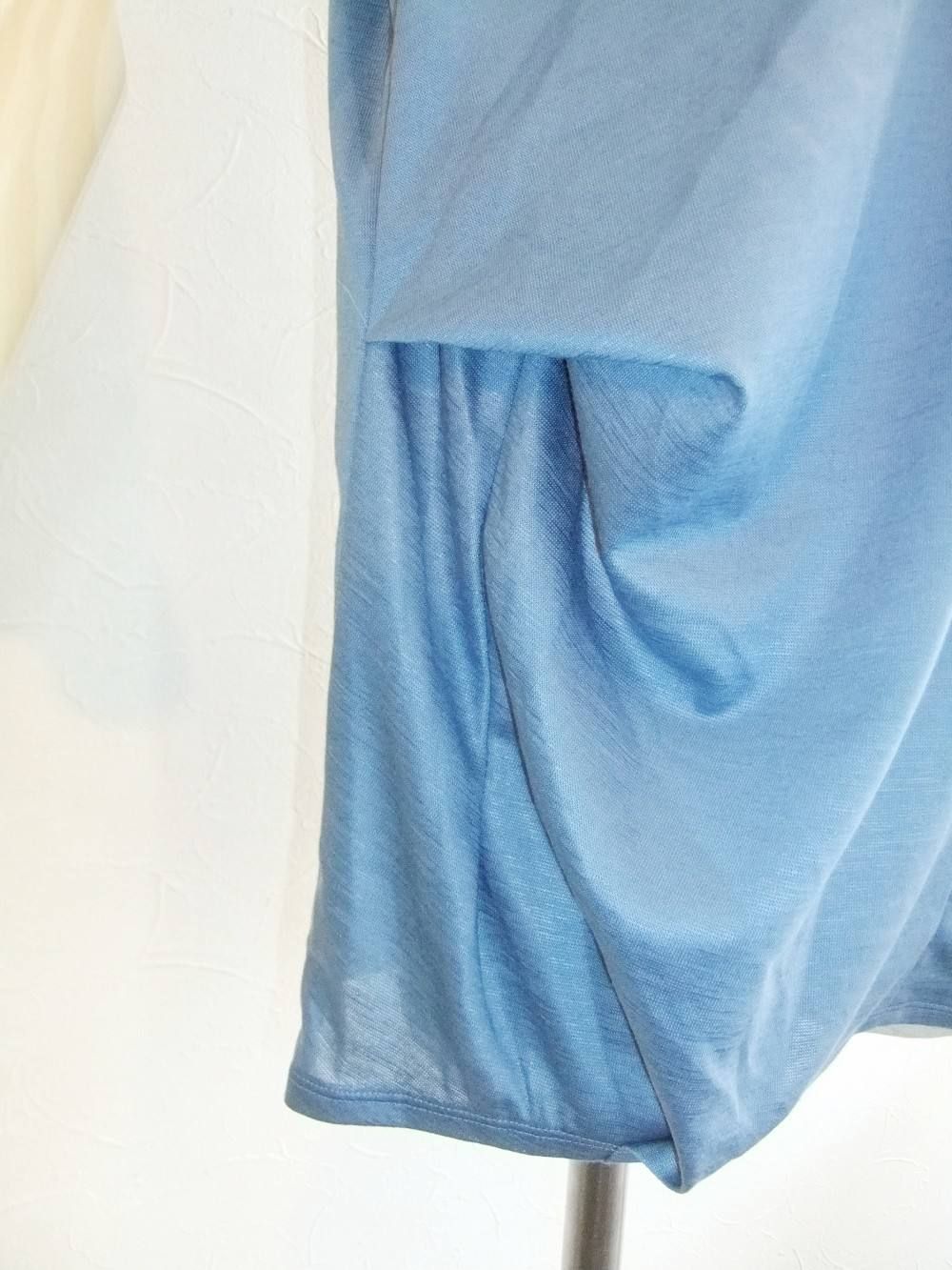 V NECK VOLUME PULLOVER