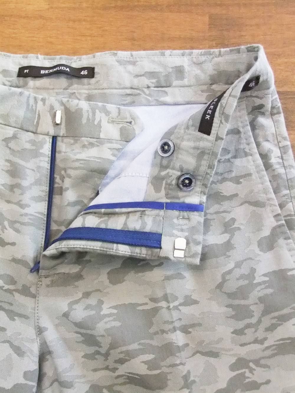 SLEEK カモフラ柄 ハーフパンツ