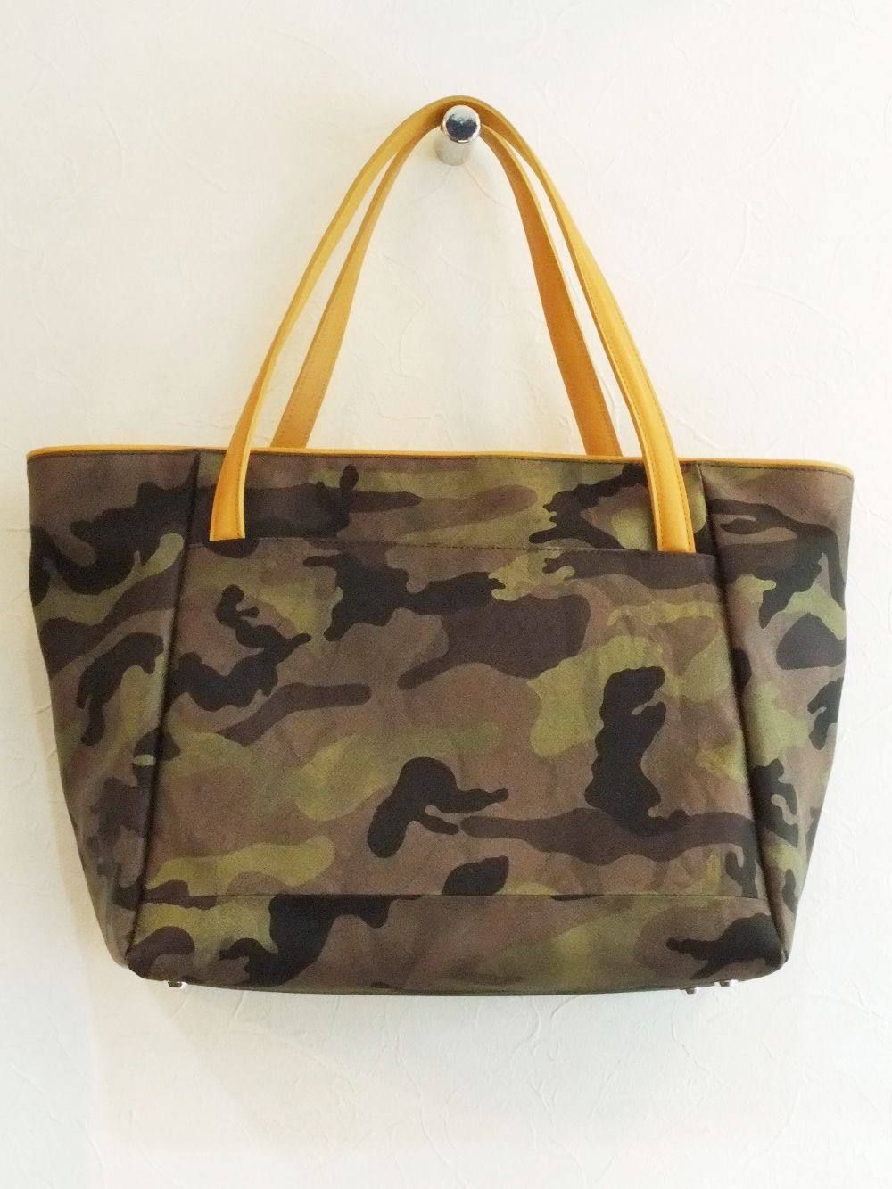 WIDTH TOTE BAG (Camo×Ye)