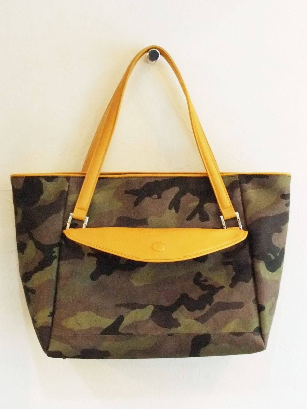 WIDTH TOTE BAG (Camo×Ye)