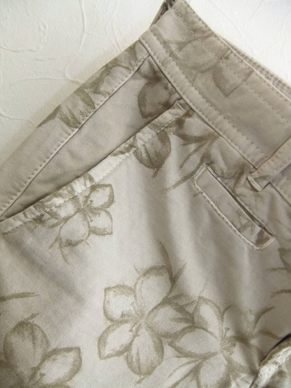 FLOWER PRINT BERMUDA (ハフパンツ)
