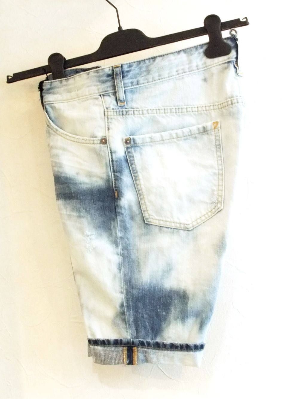 DSQUARED2 (ディースクエアード) LAVAGGIO デニムショートパンツ