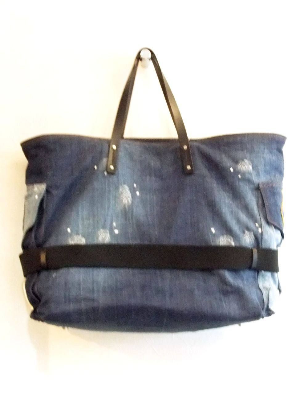 DSQUARED2 (ディースクエアード)PATCH EMBROIDERED DENIM HOLDALL BAG