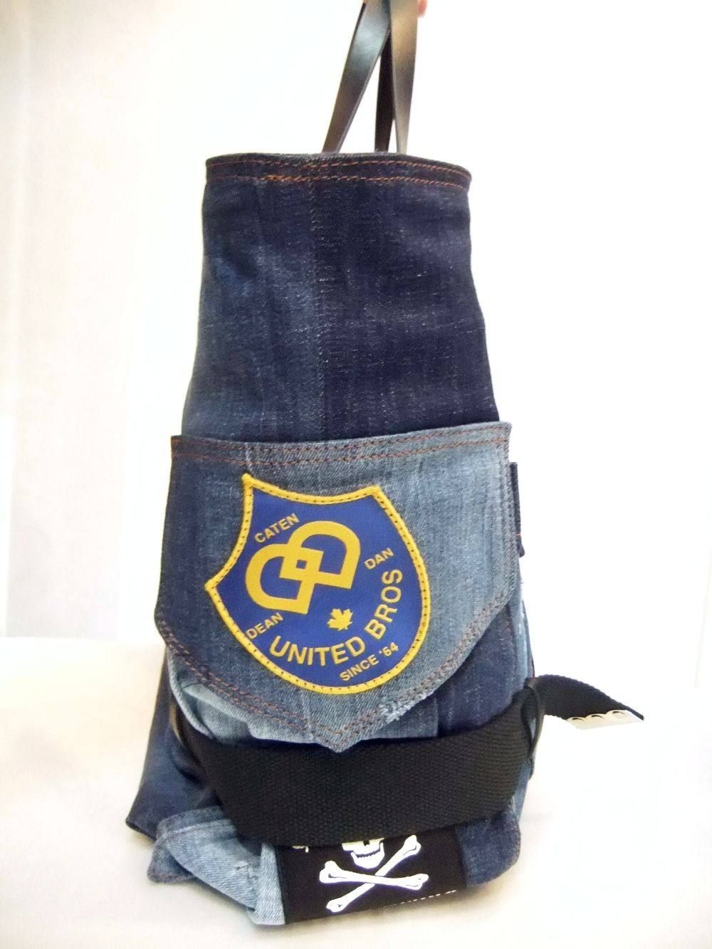 DSQUARED2 (ディースクエアード)PATCH EMBROIDERED DENIM HOLDALL BAG