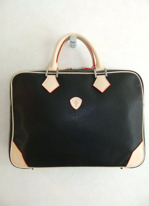 TRIVALENTE《トリヴァレンテ》正規通販 | 4.444glad / 1万円(税抜)以上  