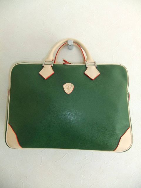 TRIVALENTE《トリヴァレンテ》正規通販 | 4.444glad / 1万円(税抜)以上 