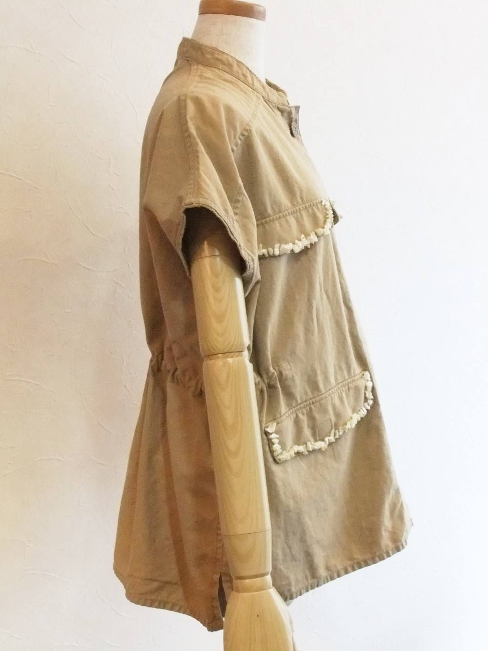 BLANC basque (ブランバスク) シェルストーン付き ワイドベスト