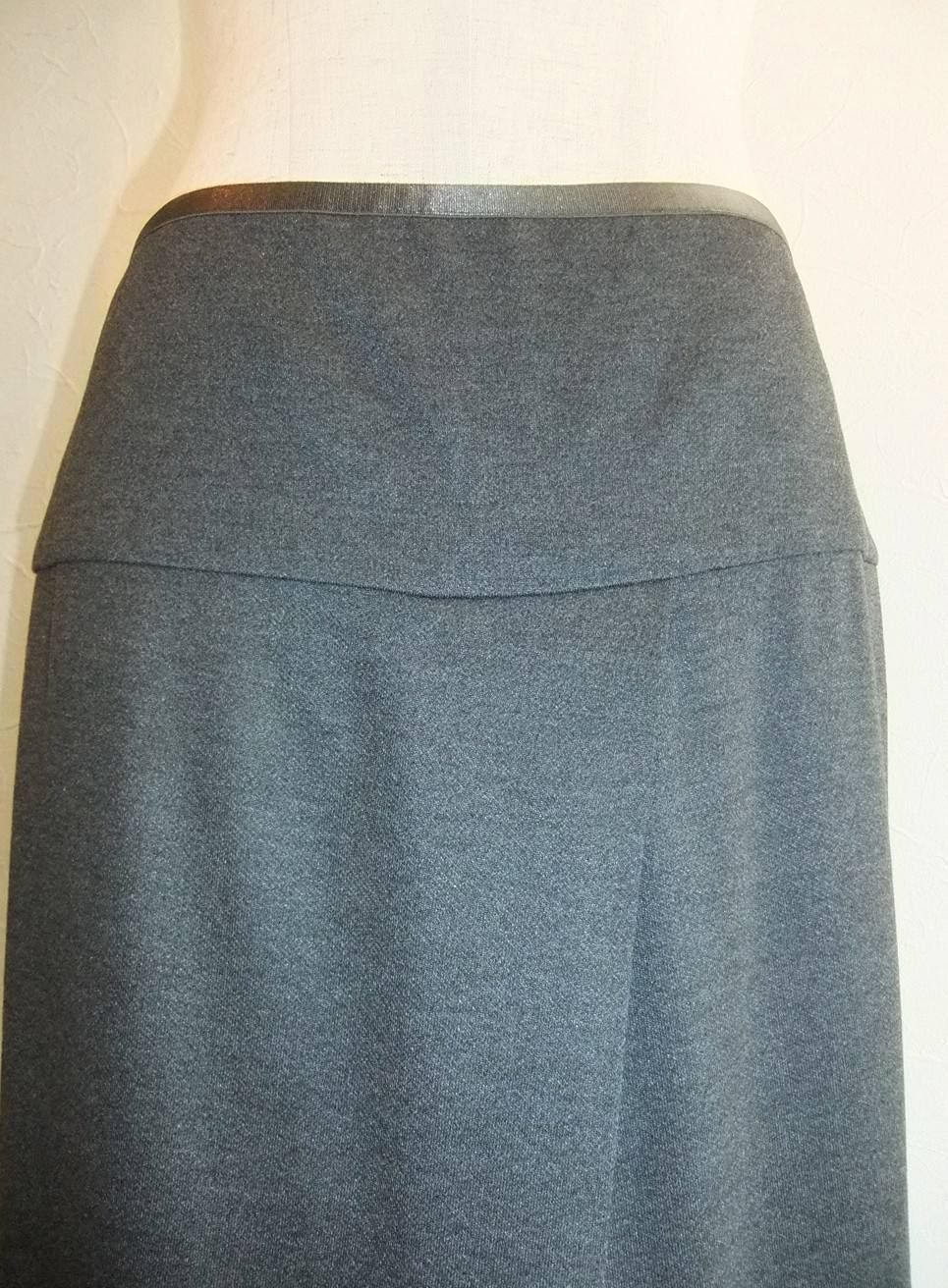 SIDE SLIT MAXI SKIRT