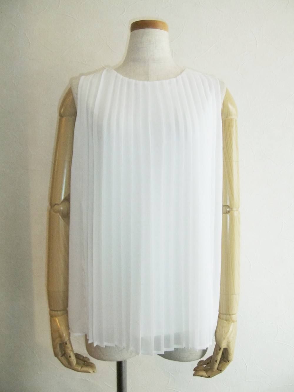PLEAT PULLOVER