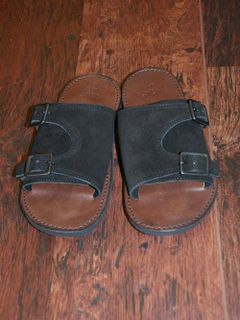 hold sandal