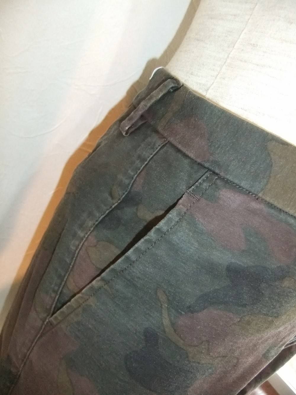 SHORT TROUSER CAMO