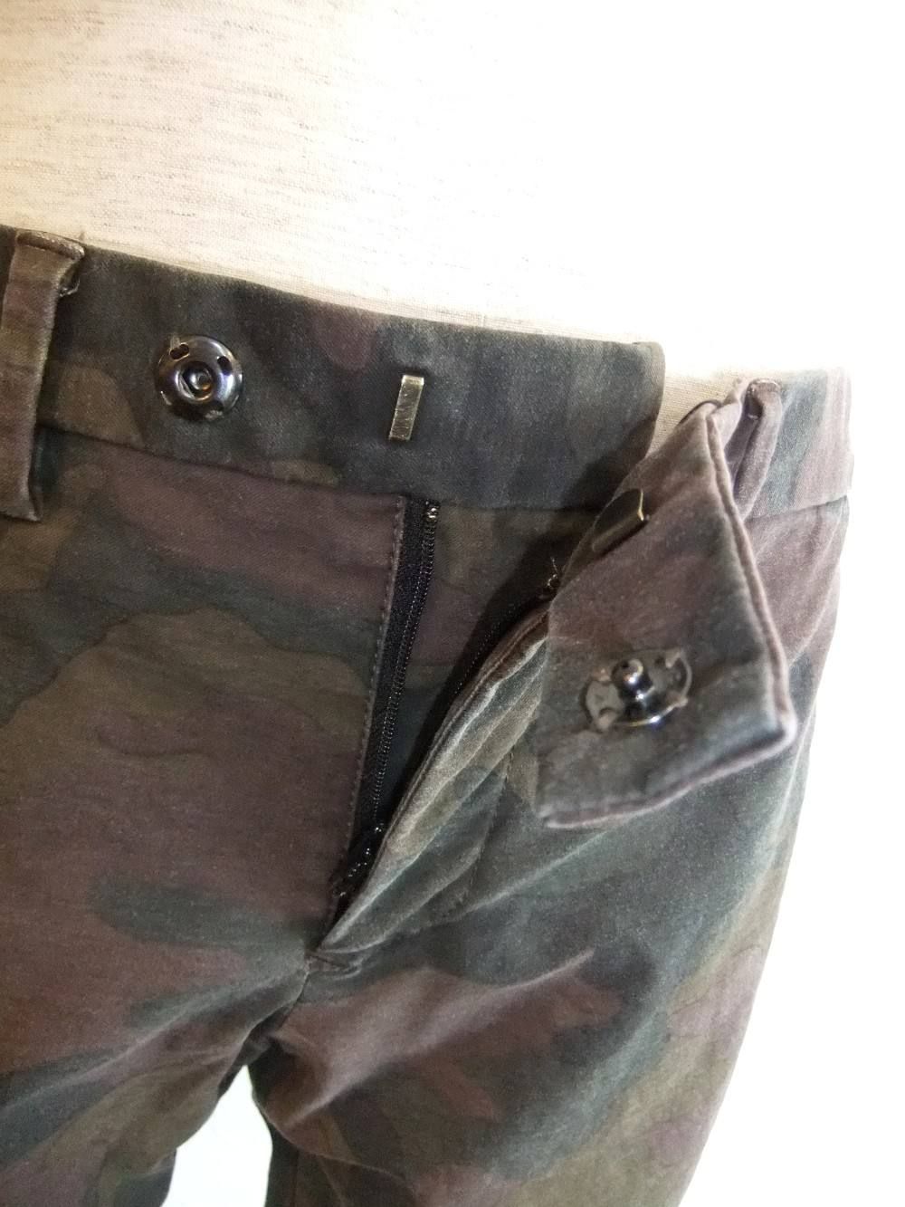 SHORT TROUSER CAMO