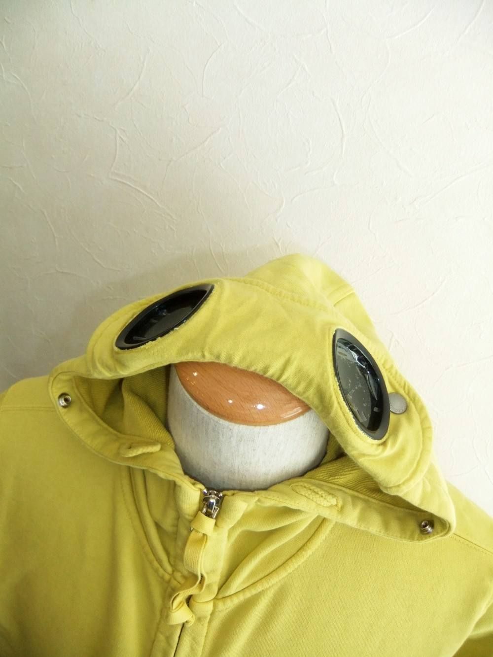 GOGGLES SWEAT PARKA