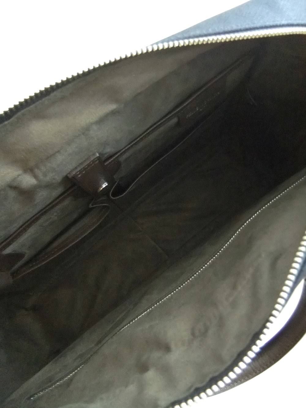 1ROOM BRIEF BAG