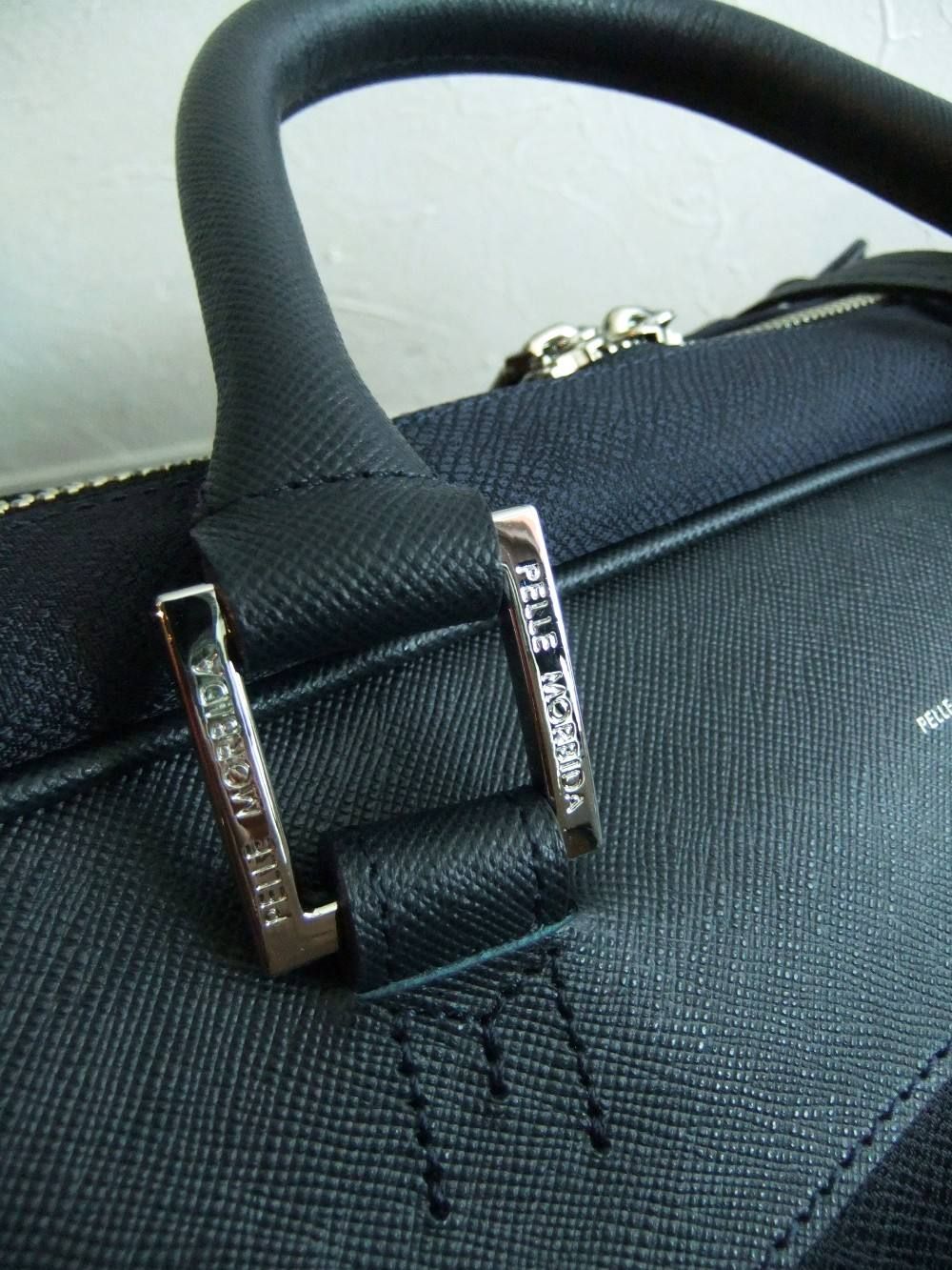 1ROOM BRIEF BAG