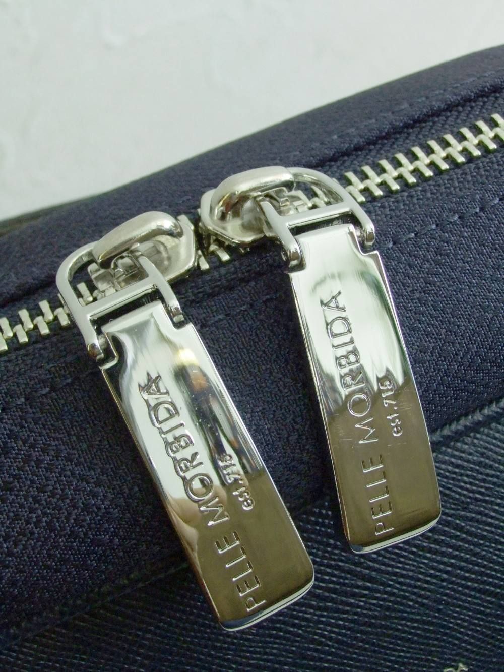 1ROOM BRIEF BAG