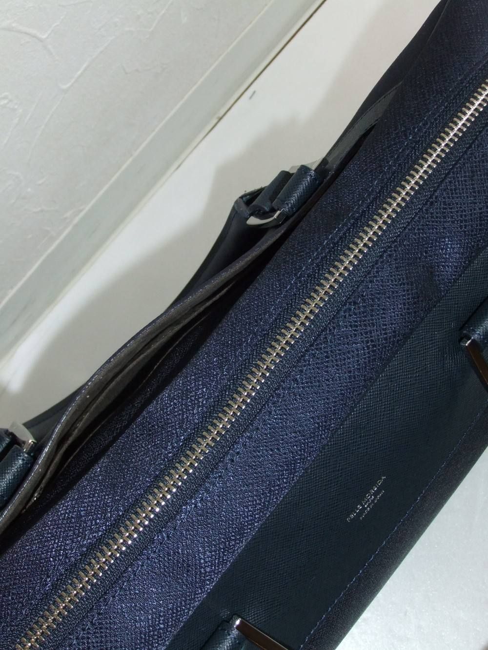 1ROOM BRIEF BAG
