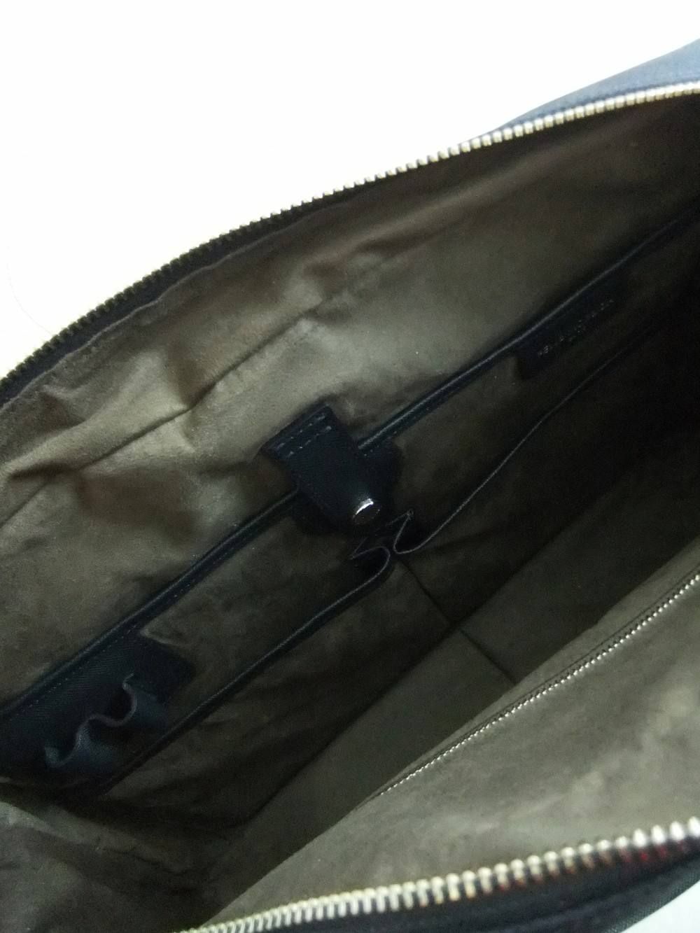 1ROOM BRIEF BAG