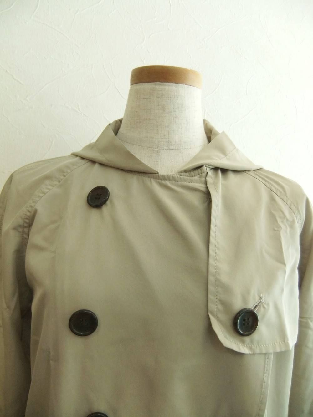 RAIN COAT