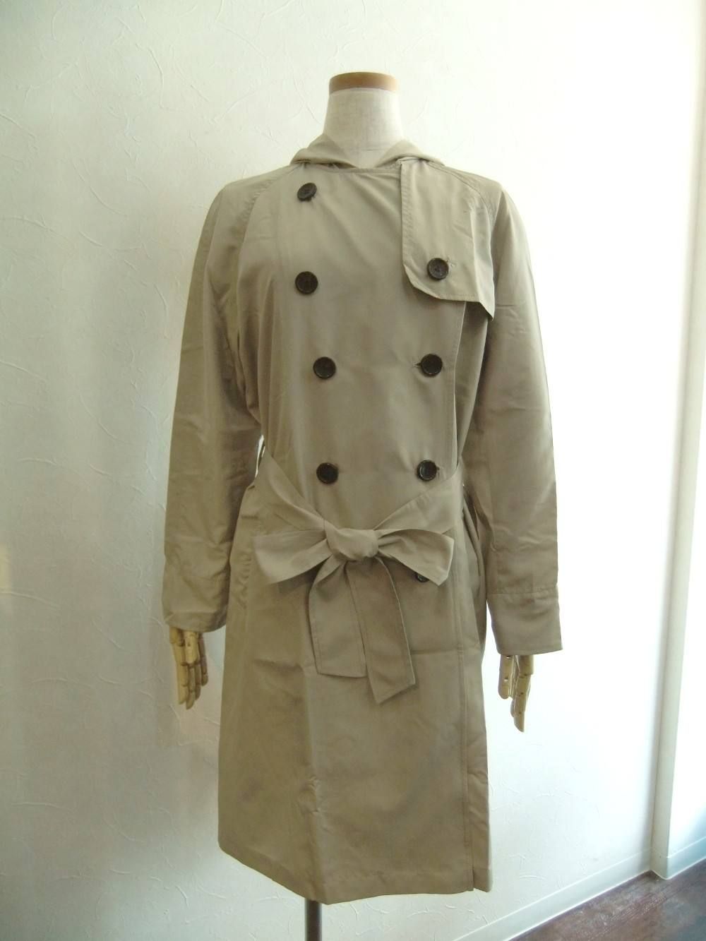 RAIN COAT