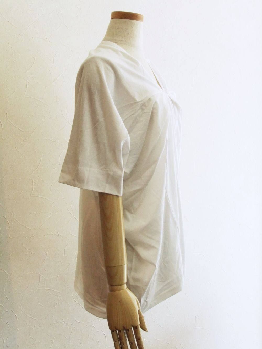 BLANC basque (ブランバスク) 変形 デザイン Vネック Tシャツ