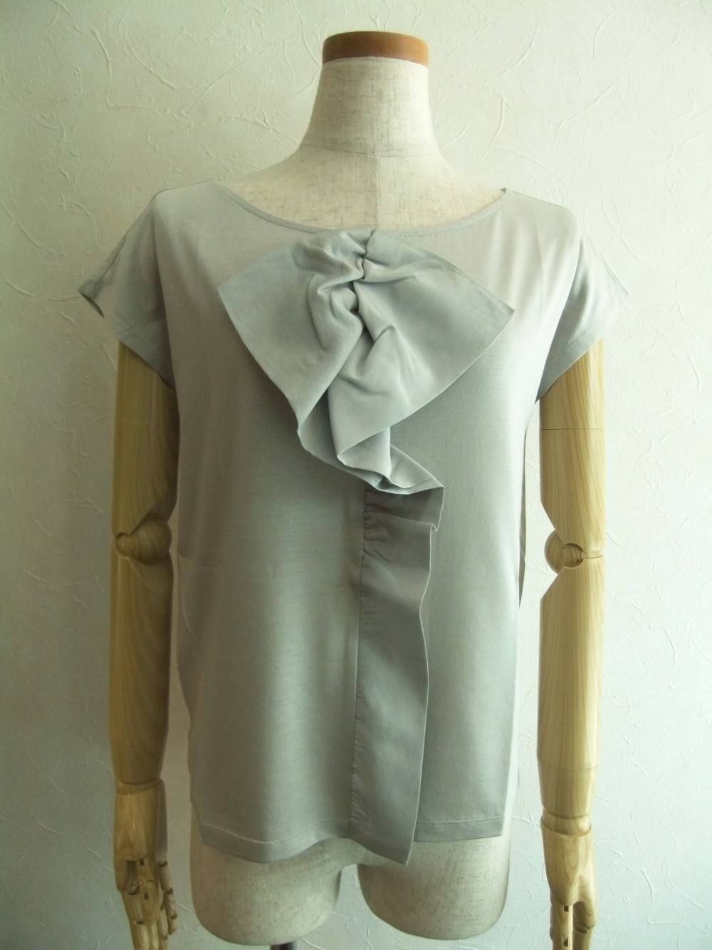 CENTRE DESIGN DETAILS CUT SEW BLOUSE