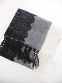 LINEN & LACE COMBINATION STOLE