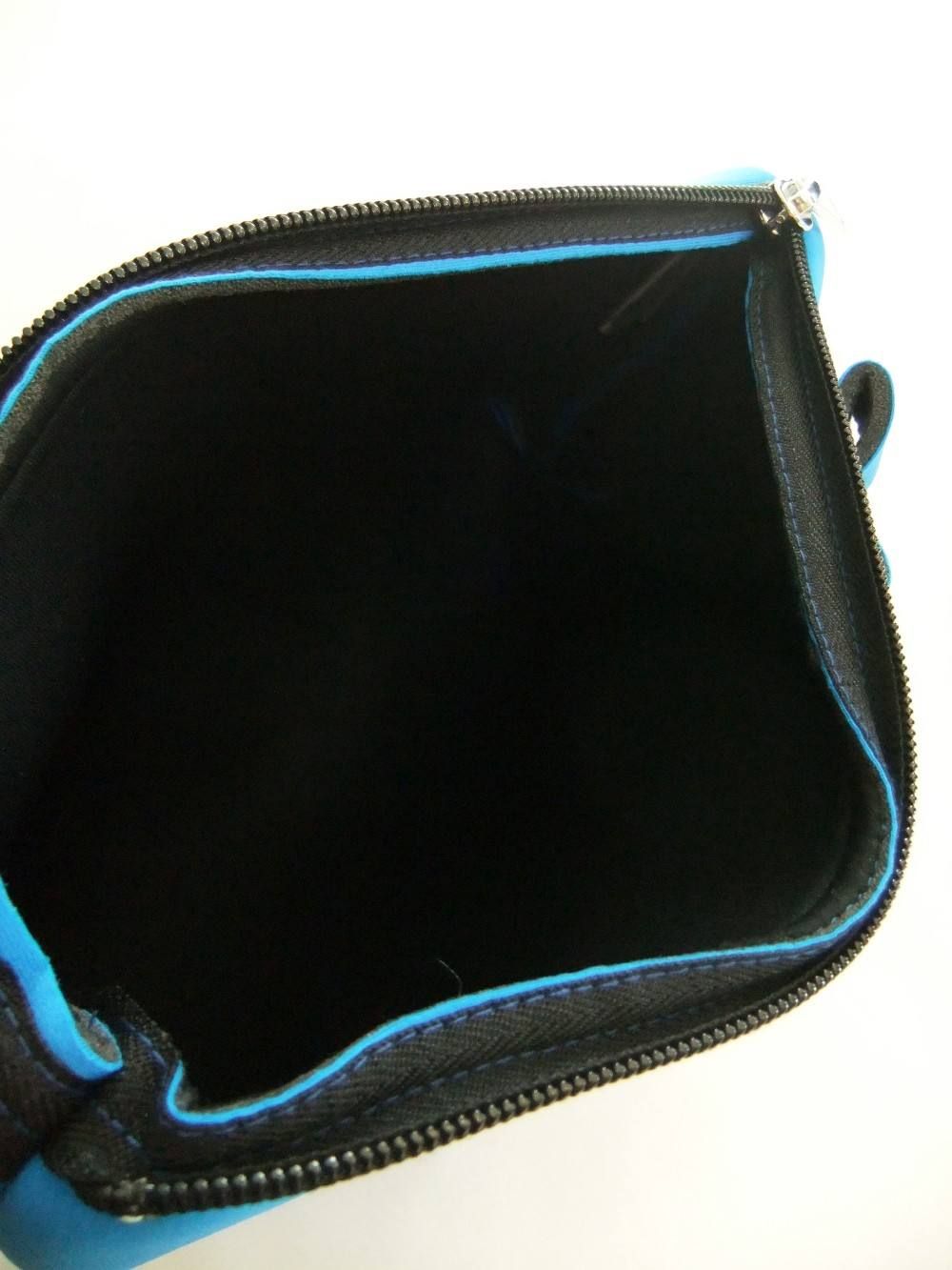 POUCHES BIG BOW ( NEW BL CH)