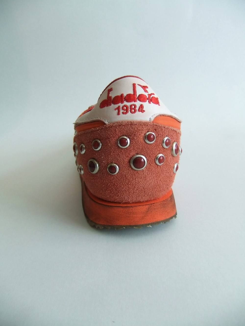 TRIDENT STUDS L.E.