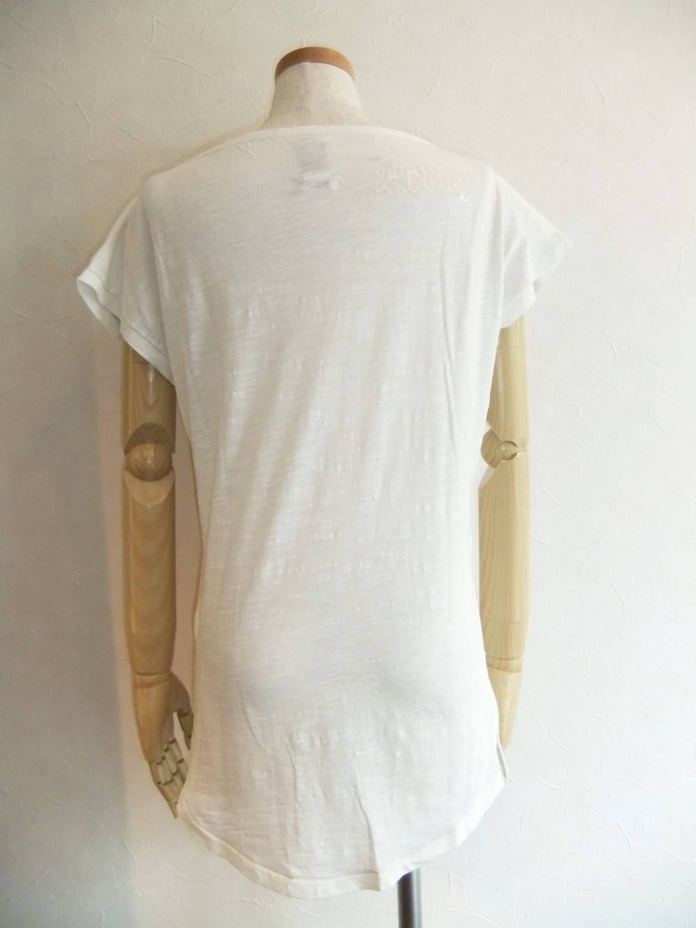 SHORT SLEEVE T-SHIRT