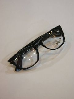 sunglasses   1P03039V