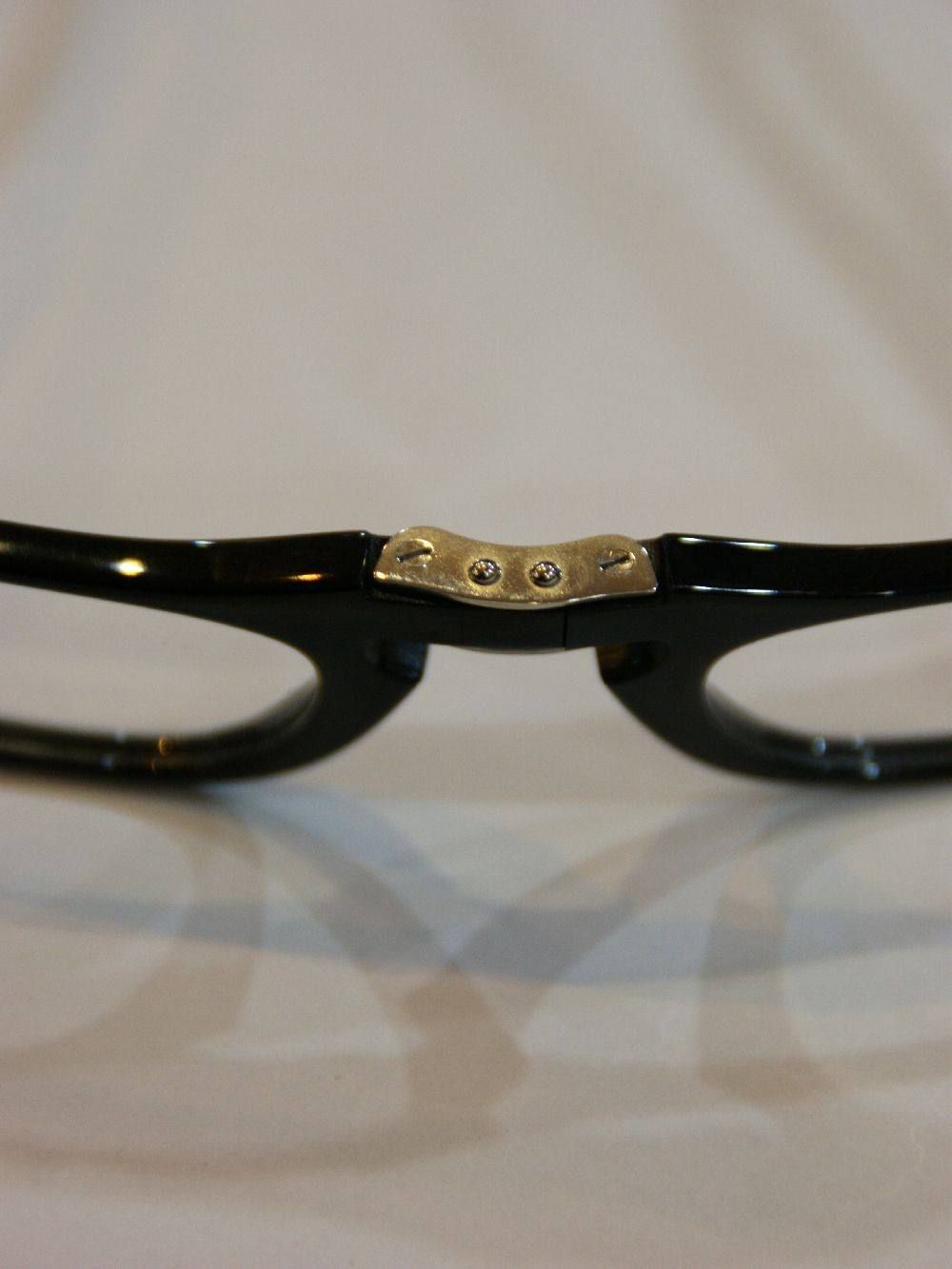 sunglasses   1P02886V