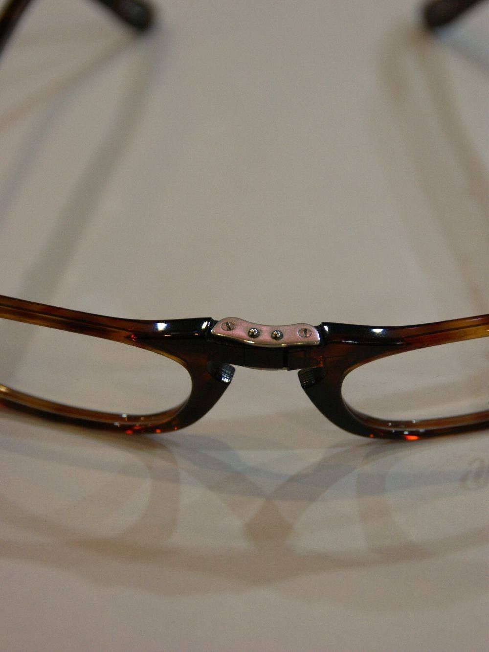 sunglasses   1P02886V